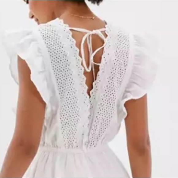 American Eagle romper White laced with open back Size XL NWT - Picture 9 of 13